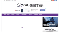 Desktop Screenshot of glassesandglitter.com